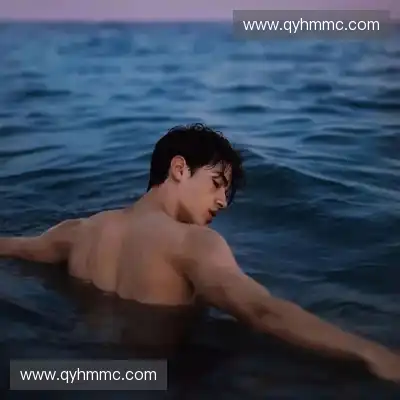 蒙炯芊